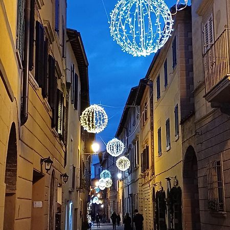A Due Passi Da Piazza Grande Apartman Montepulciano Stazione Kültér fotó