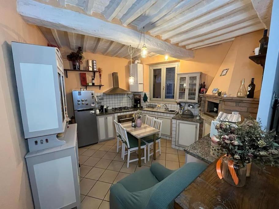 A Due Passi Da Piazza Grande Apartman Montepulciano Stazione Kültér fotó