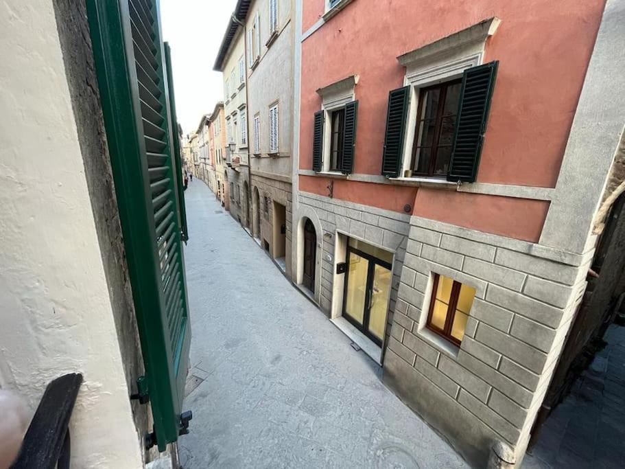 A Due Passi Da Piazza Grande Apartman Montepulciano Stazione Kültér fotó