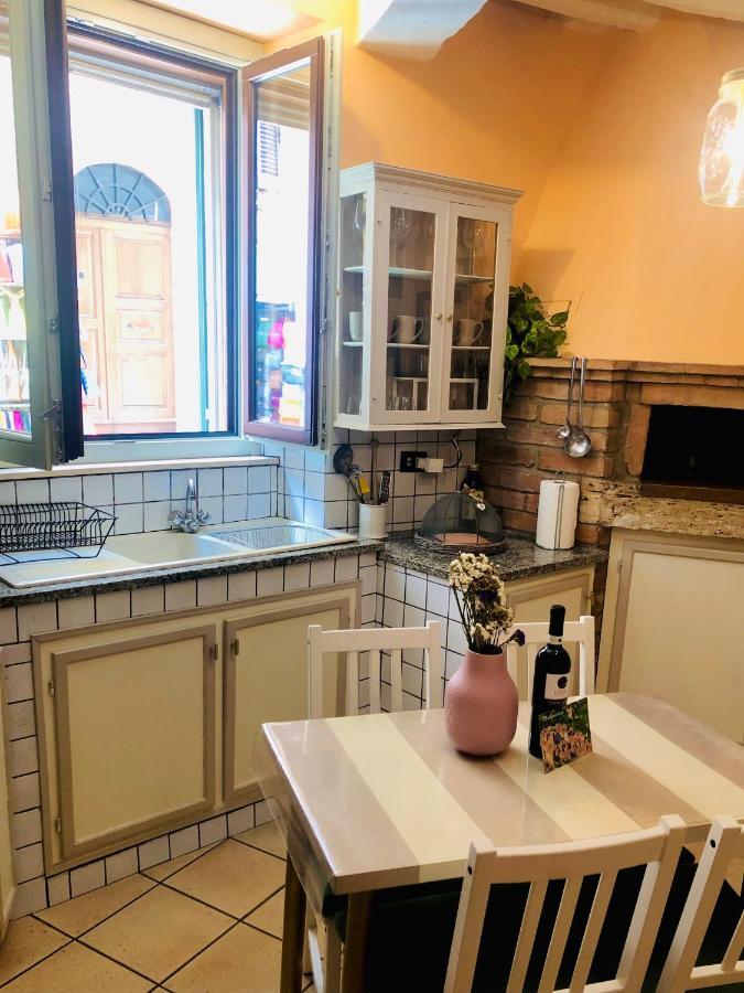 A Due Passi Da Piazza Grande Apartman Montepulciano Stazione Kültér fotó