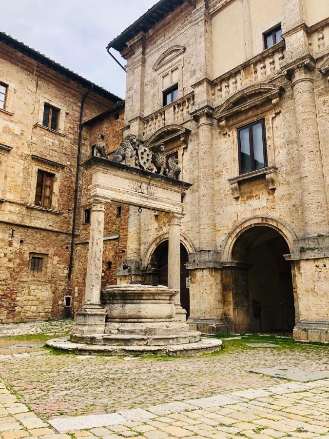 A Due Passi Da Piazza Grande Apartman Montepulciano Stazione Kültér fotó