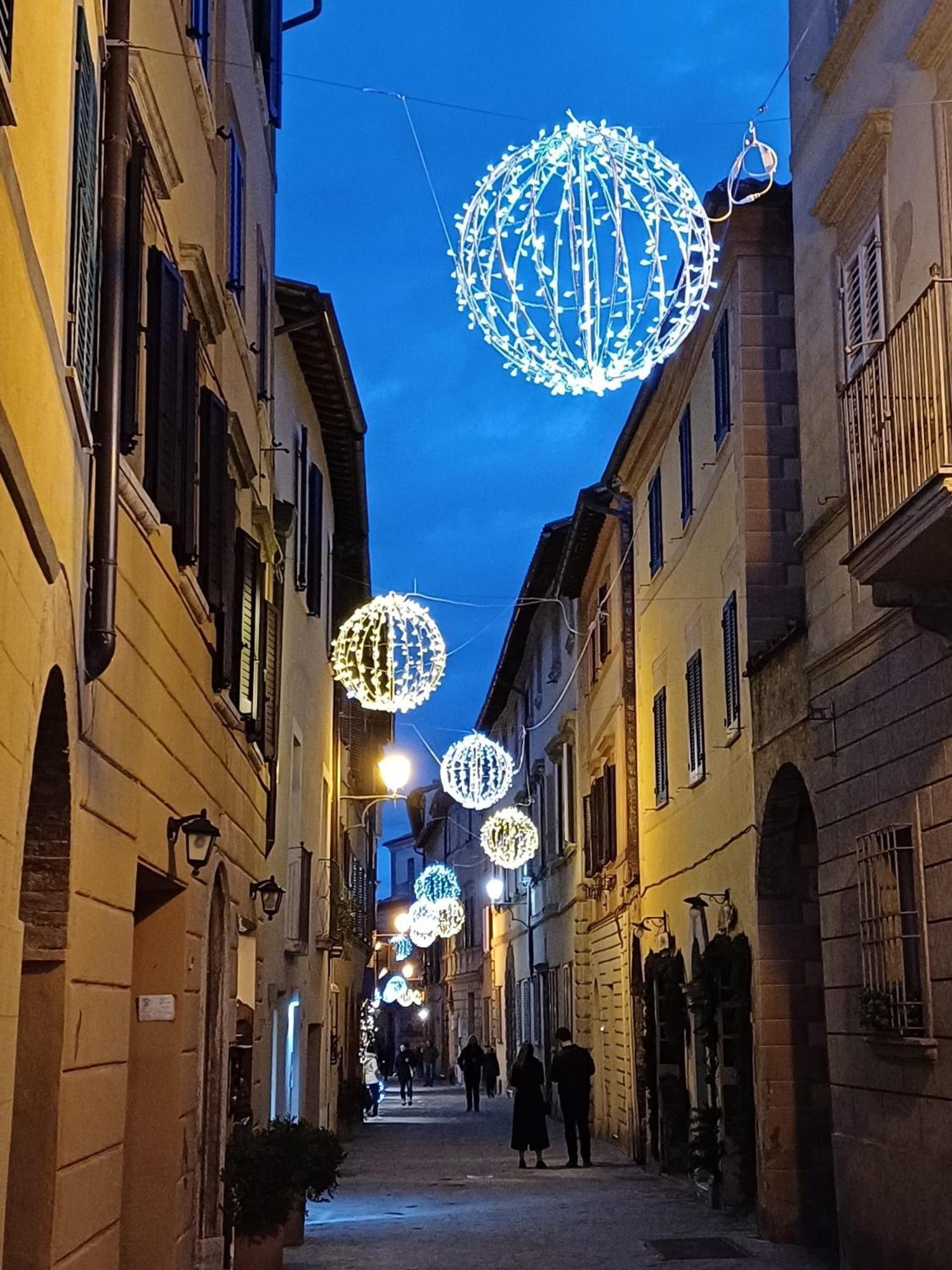 A Due Passi Da Piazza Grande Apartman Montepulciano Stazione Kültér fotó