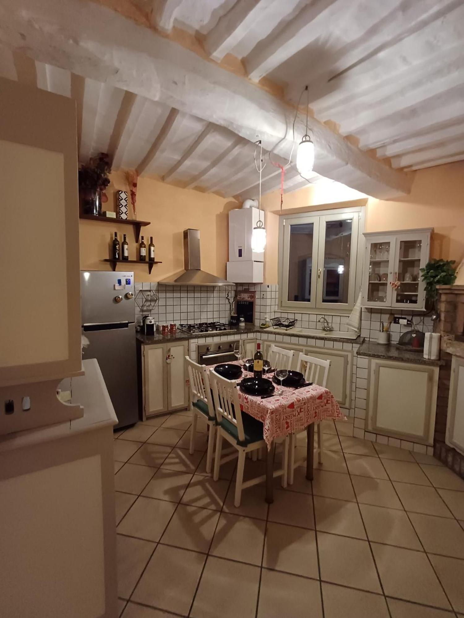 A Due Passi Da Piazza Grande Apartman Montepulciano Stazione Kültér fotó